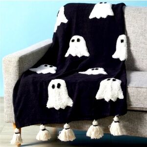 Black ghost blanket Rachel Zoe